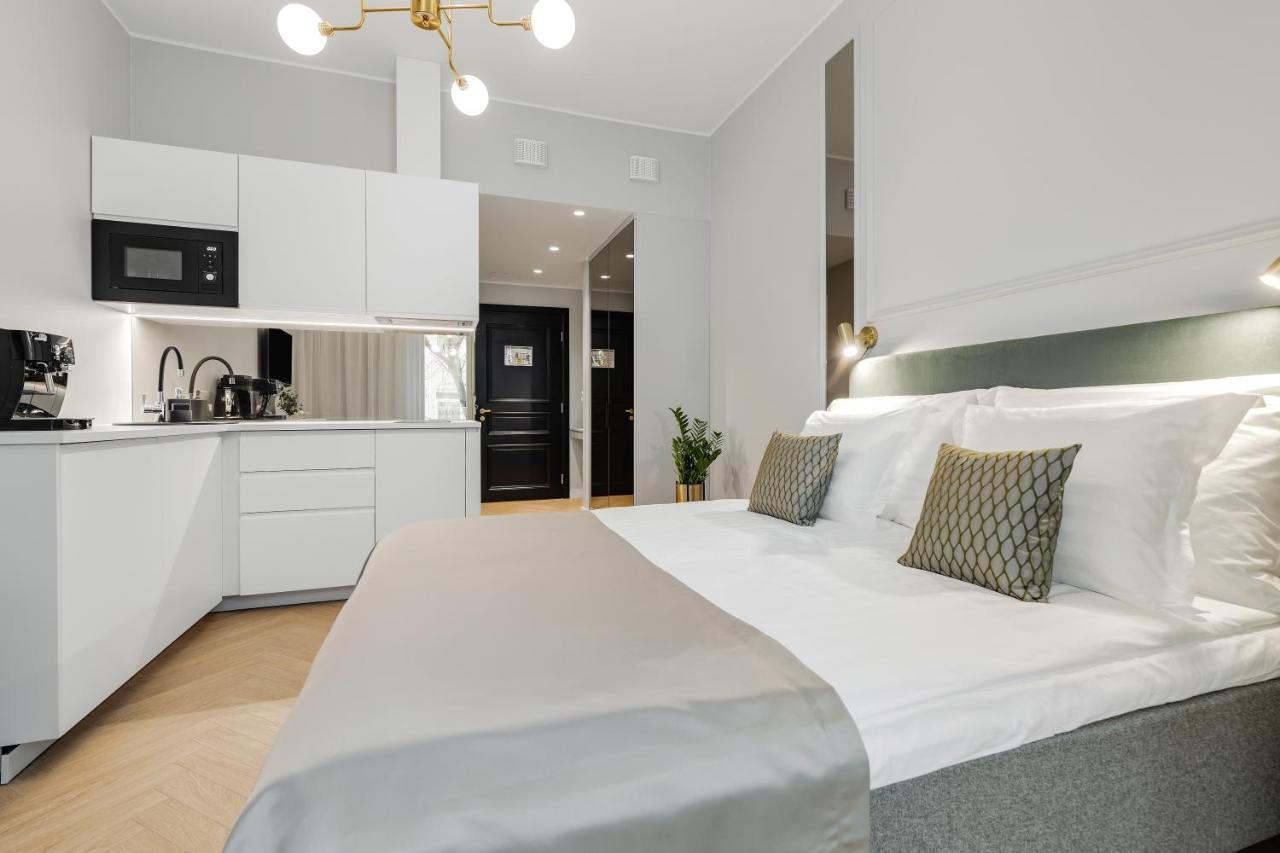 Bob W Ambassador Apartment Талин Екстериор снимка