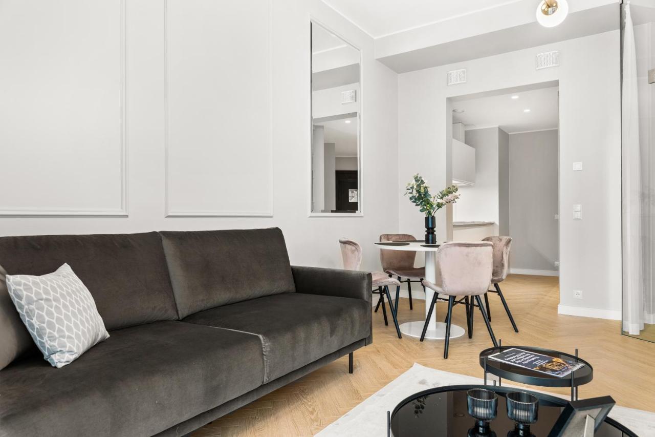 Bob W Ambassador Apartment Талин Екстериор снимка