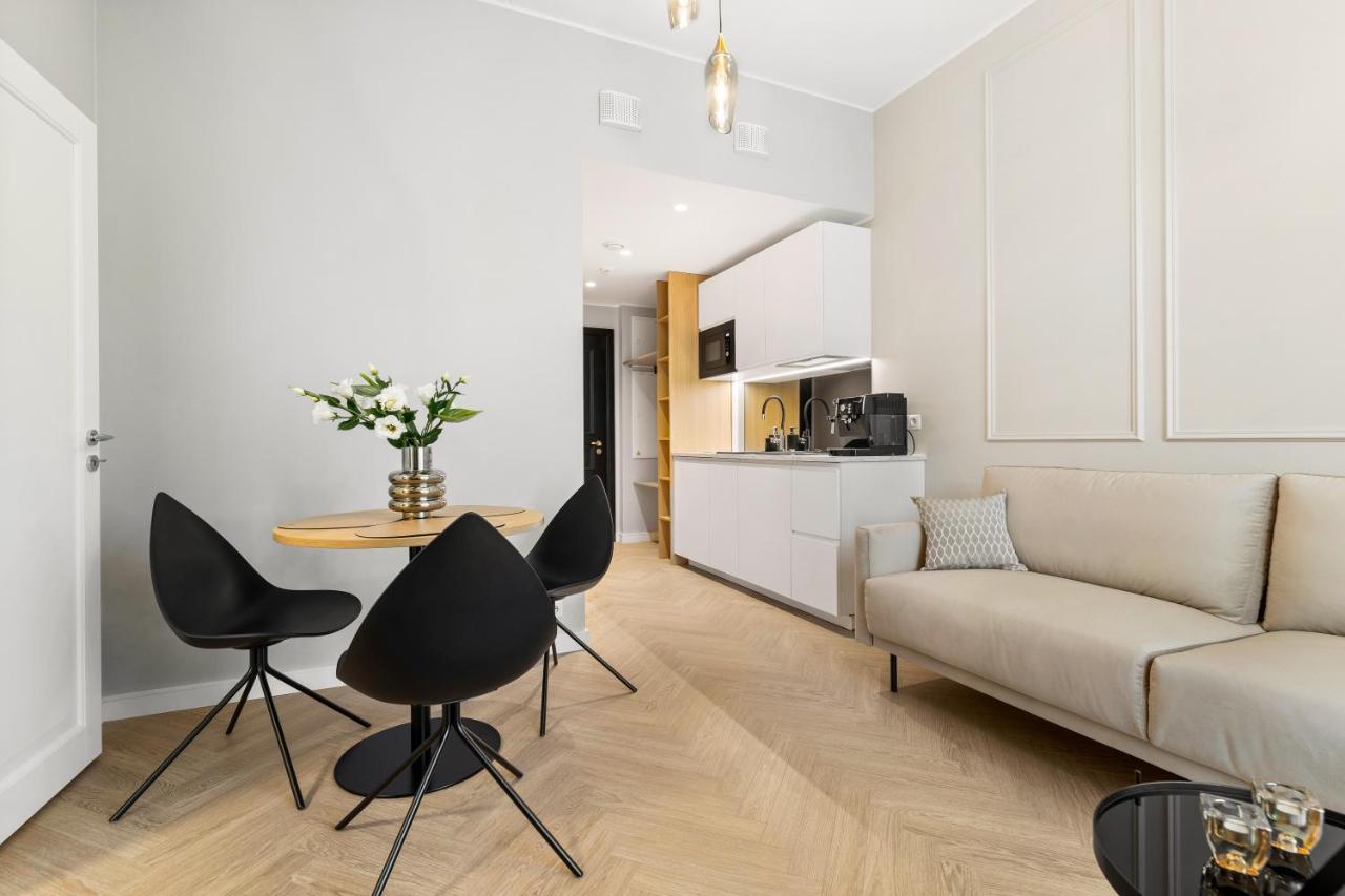 Bob W Ambassador Apartment Талин Екстериор снимка