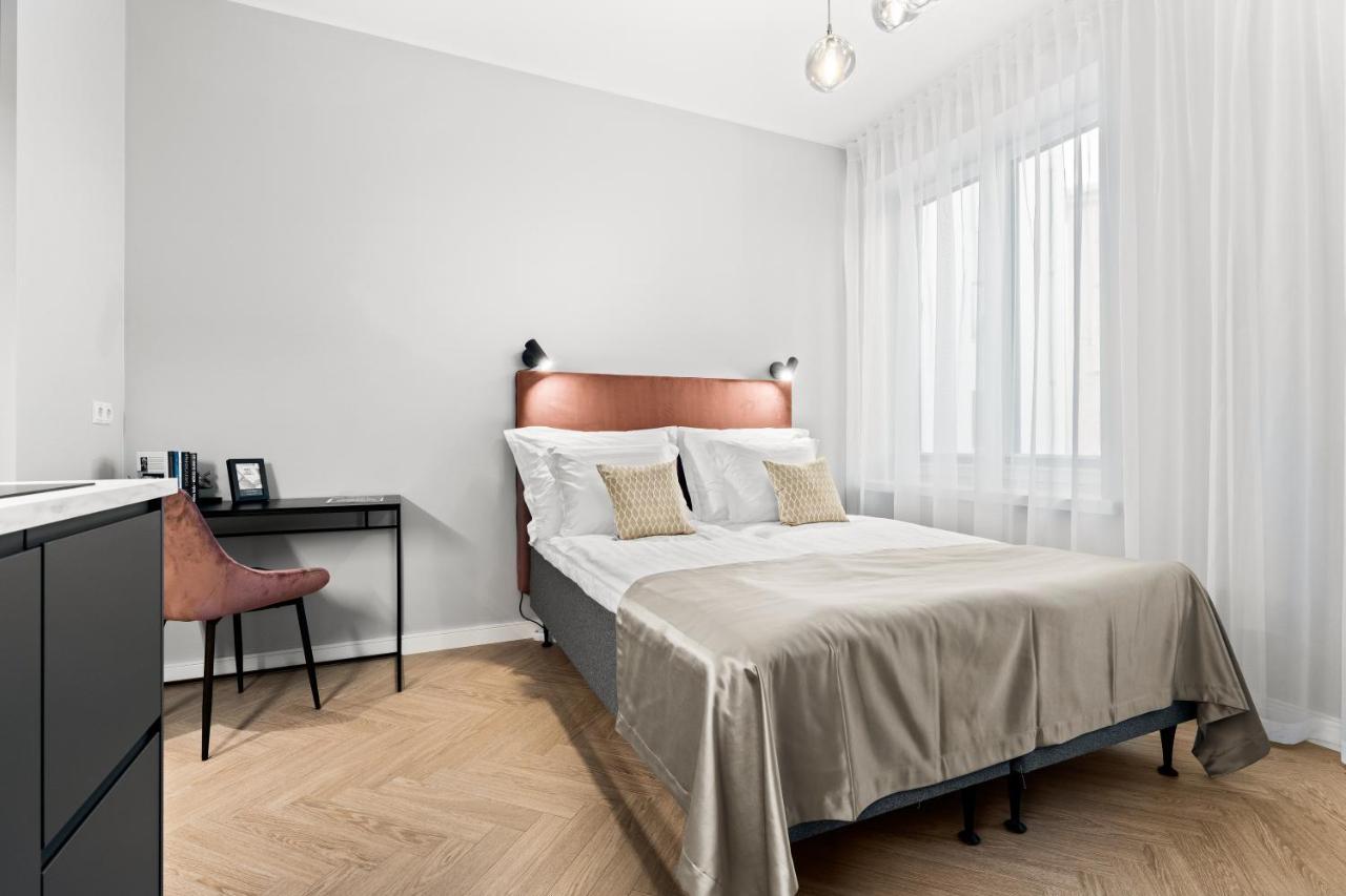 Bob W Ambassador Apartment Талин Екстериор снимка