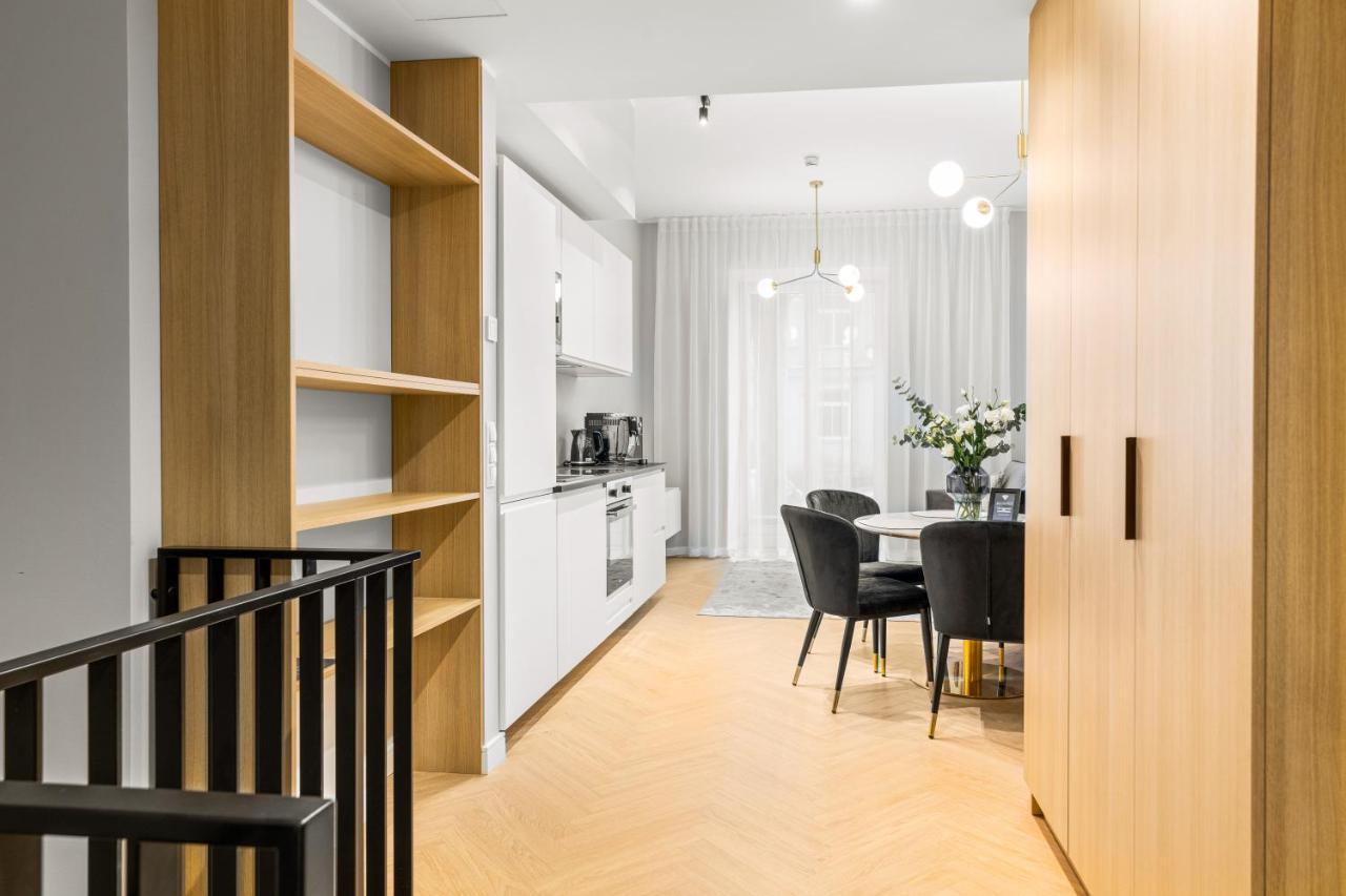 Bob W Ambassador Apartment Талин Екстериор снимка