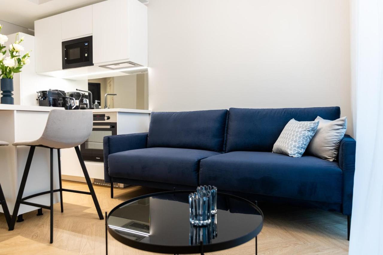 Bob W Ambassador Apartment Талин Екстериор снимка