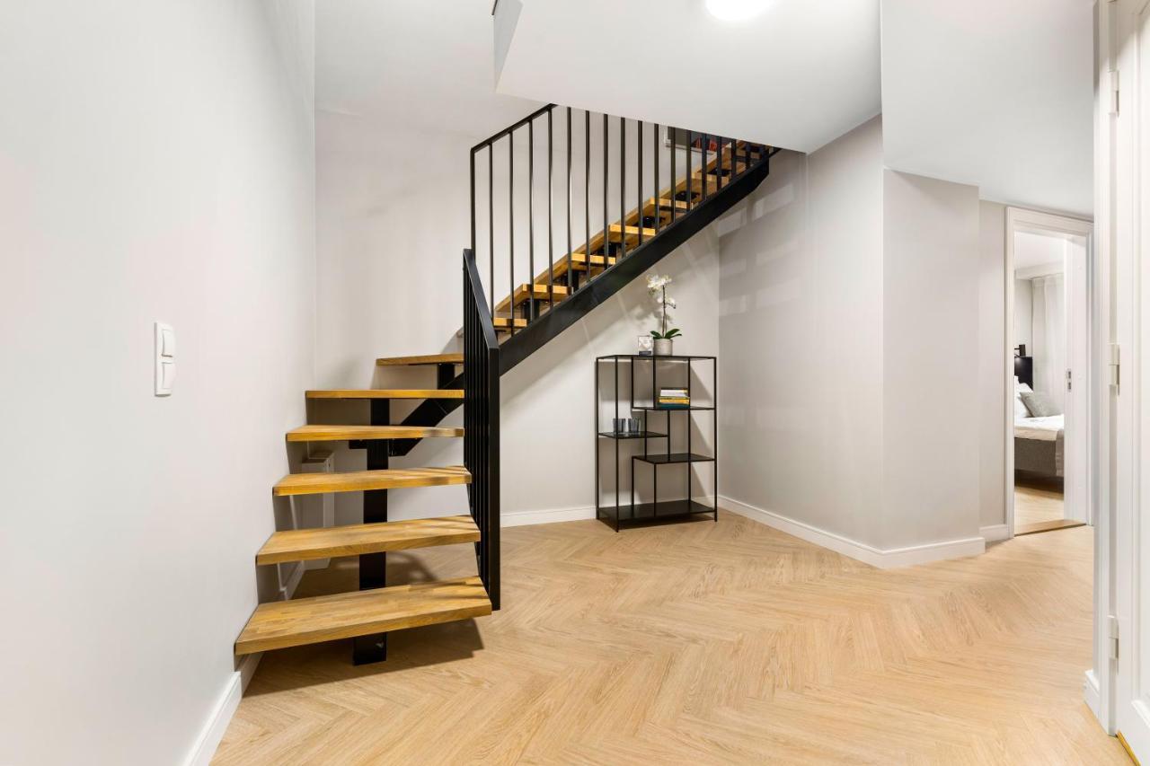 Bob W Ambassador Apartment Талин Екстериор снимка