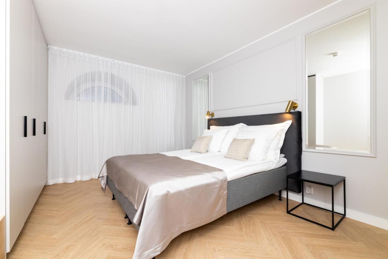 Bob W Ambassador Apartment Талин Екстериор снимка