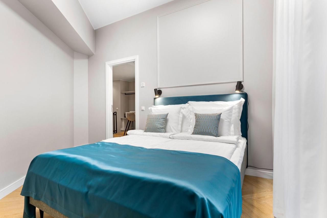 Bob W Ambassador Apartment Талин Екстериор снимка